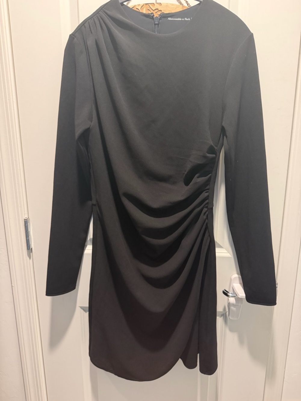 Abercrombie & Fitch Black Long-Sleeve Ruched Dress